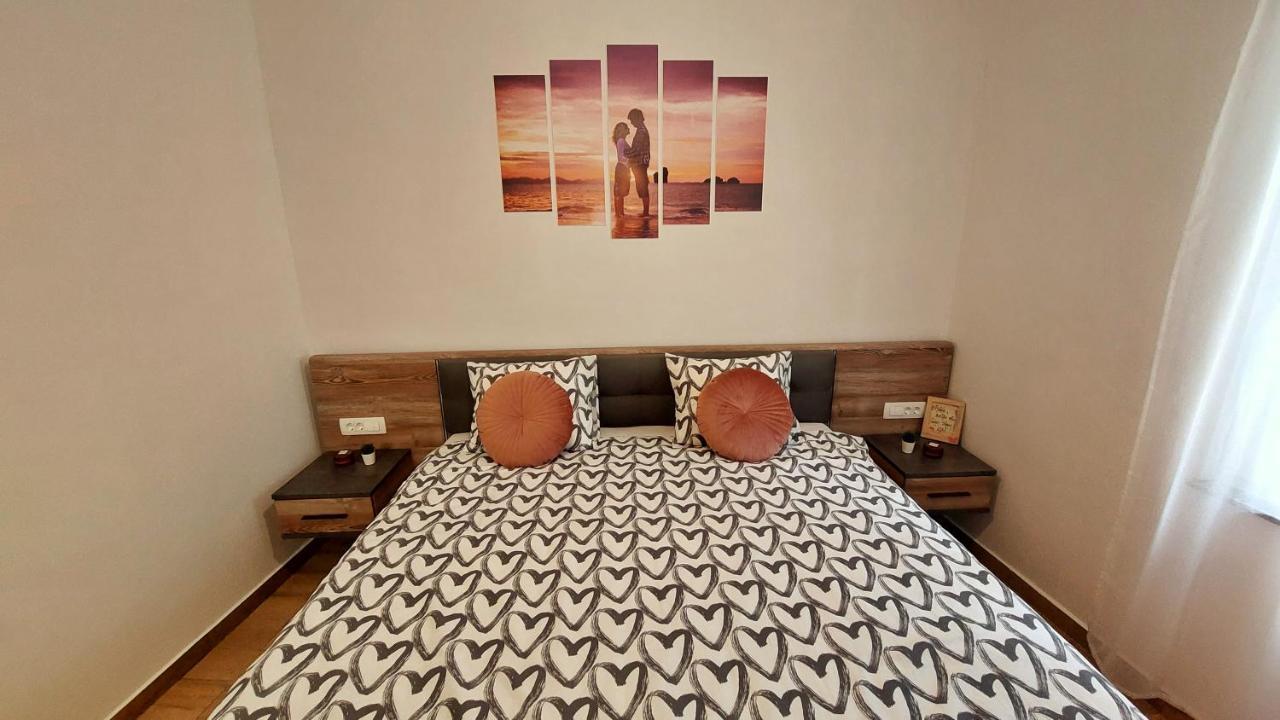 Apartman Zengg Exterior foto