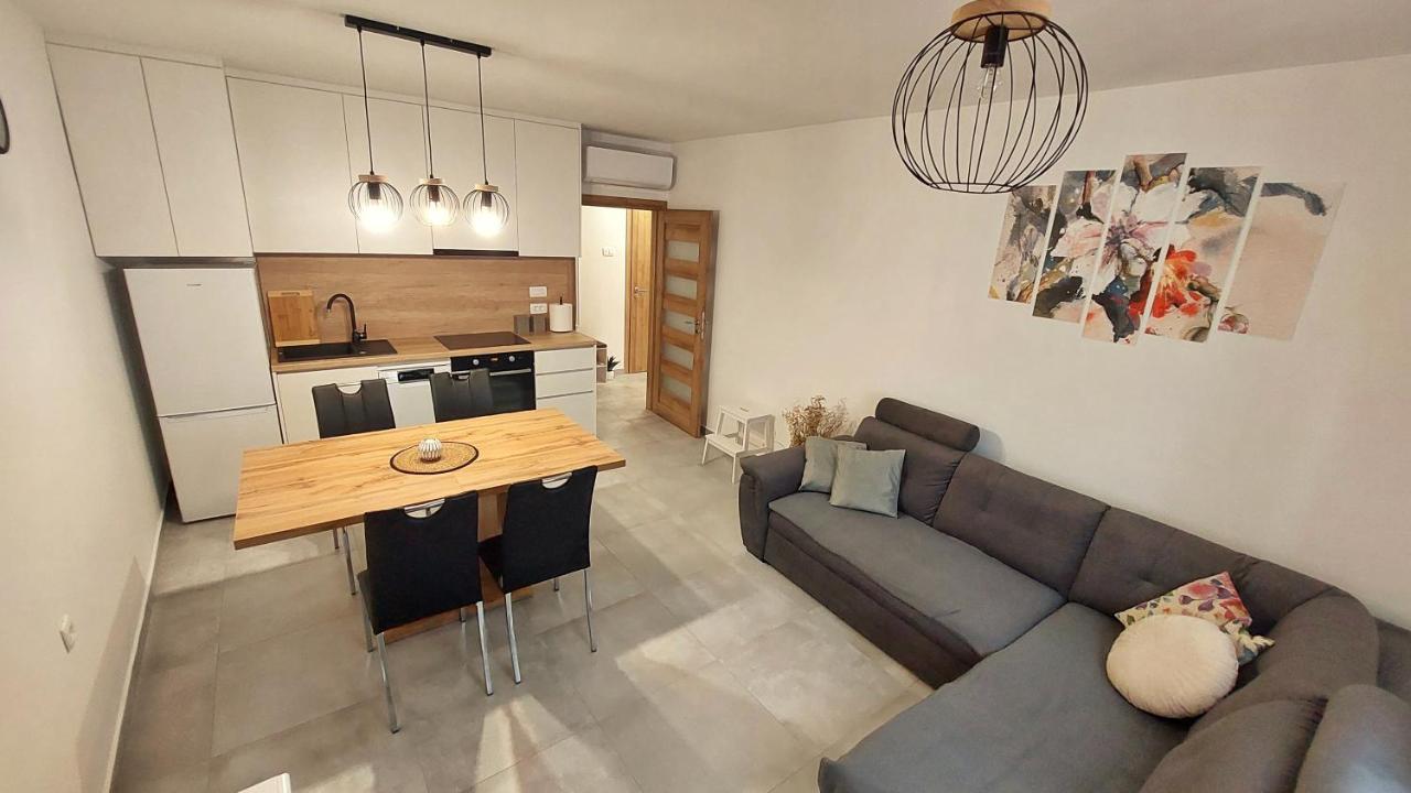 Apartman Zengg Exterior foto