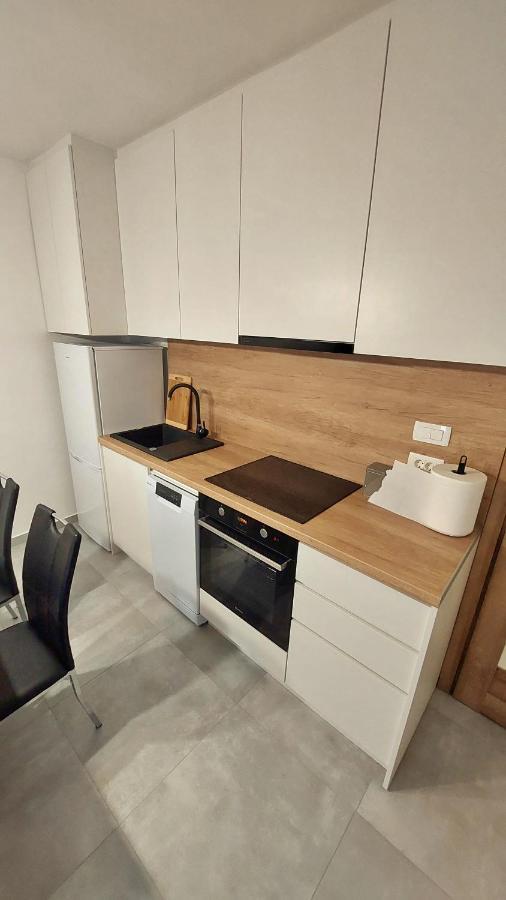 Apartman Zengg Exterior foto
