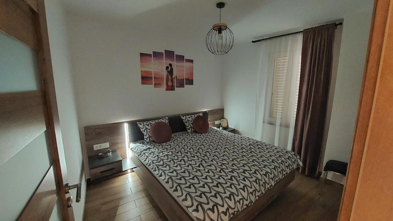 Apartman Zengg Exterior foto