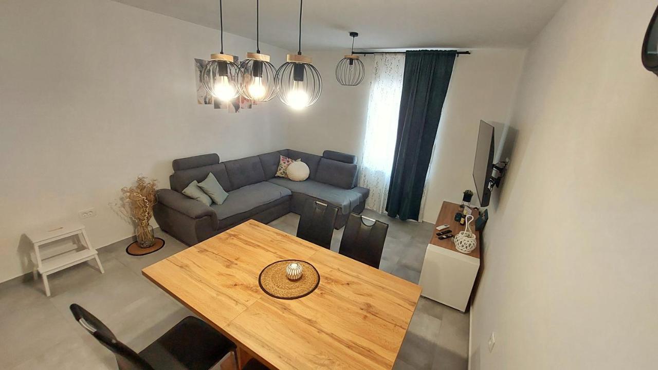 Apartman Zengg Exterior foto