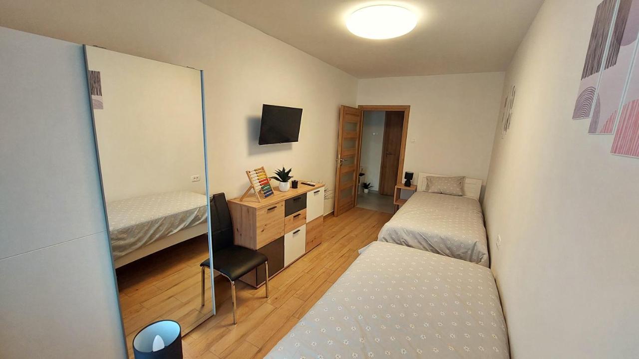 Apartman Zengg Exterior foto